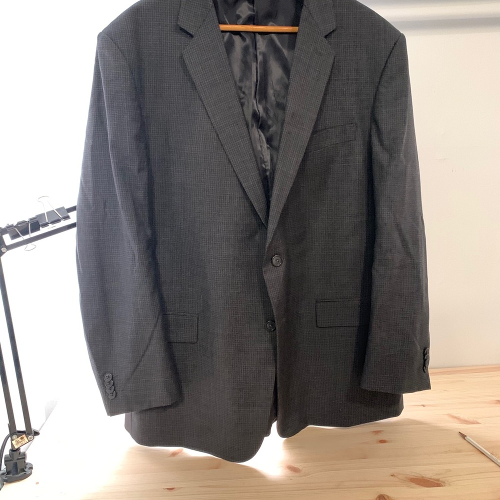 Grey Micro Check Suit. 44 (executive cut)